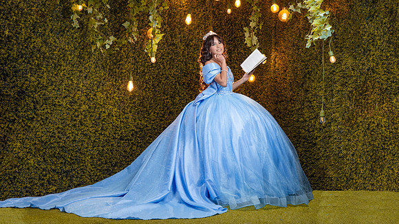 #27295 MARIA SANTOS (XV FORMAL) -0309
