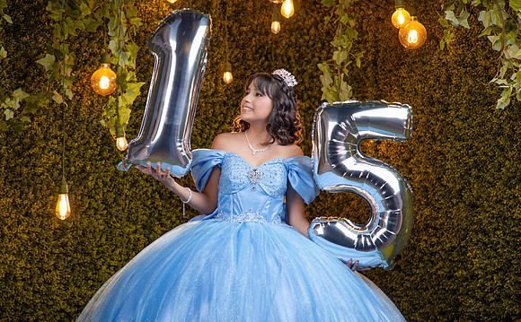 #27295 MARIA SANTOS (XV FORMAL) -0321