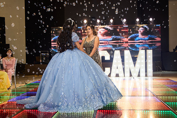 _HA_1055--CAMILA--