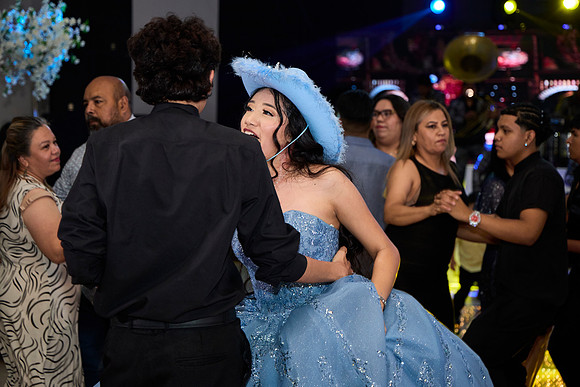 _HA_1424--CAMILA--