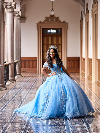 #27311 CRISTINA ZUÑIGA (XV FORMAL PALACIO)_BAM1029