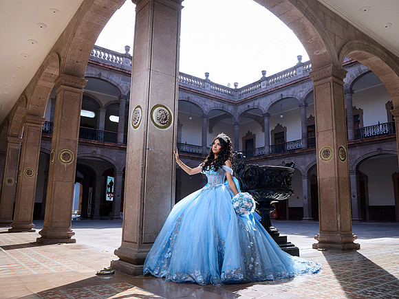 #27311 CRISTINA ZUÑIGA (XV FORMAL PALACIO)_BAM0911