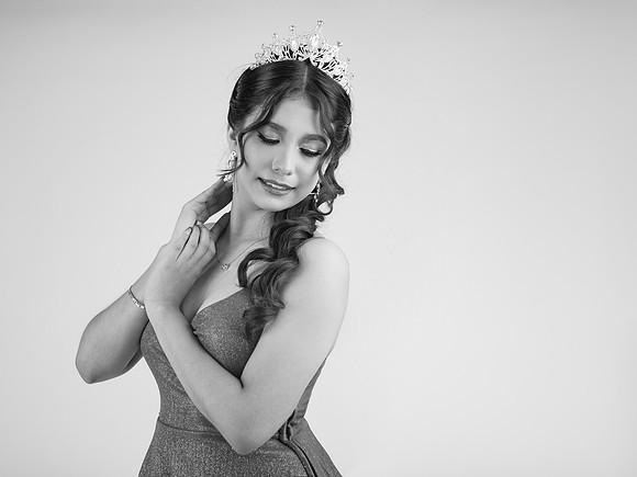 #27794 DANIELA CAVAZOS (XV FORMAL)-2028