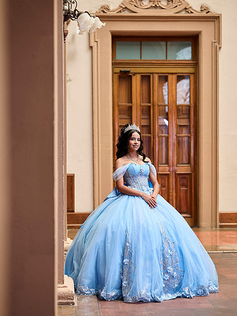 #27311 CRISTINA ZUÑIGA (XV FORMAL PALACIO)_BAM0958