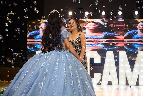 _HA_1056--CAMILA--