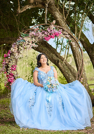 6X8.5 #27739 ABIGAIL JIMENEZ_AVL5990
