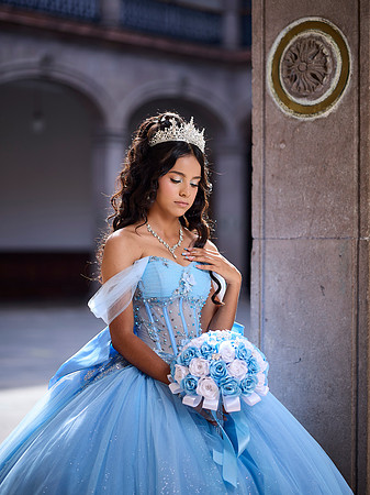 #27311 CRISTINA ZUÑIGA (XV FORMAL PALACIO)_BAM0932