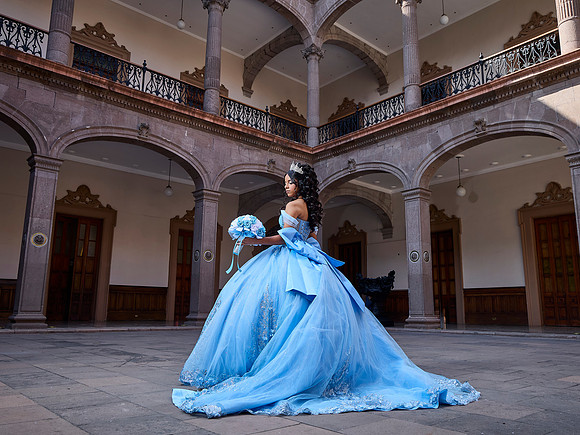 #27311 CRISTINA ZUÑIGA (XV FORMAL PALACIO)_BAM0892