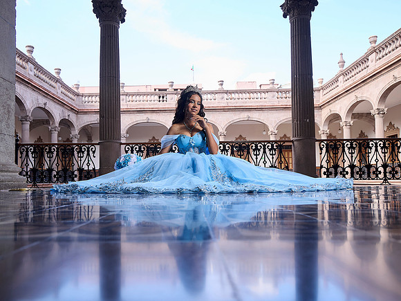 #27311 CRISTINA ZUÑIGA (XV FORMAL PALACIO)_BAM1021