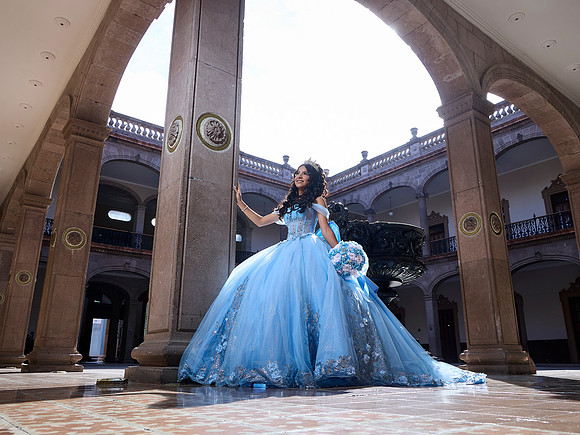 #27311 CRISTINA ZUÑIGA (XV FORMAL PALACIO)_BAM0912
