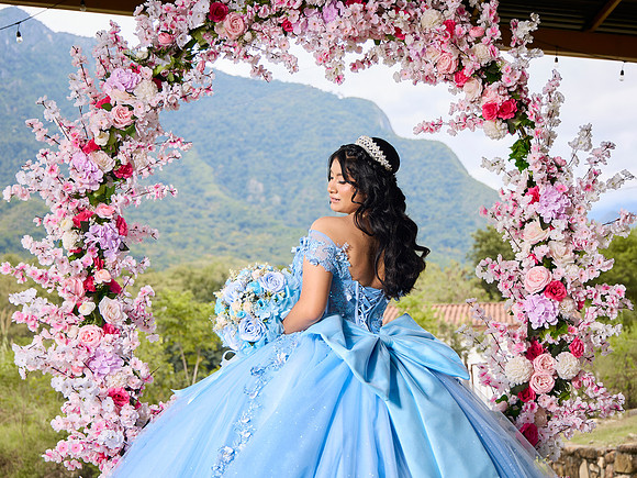 6x8 #27739 ABIGAIL JIMENEZ_AVL6101