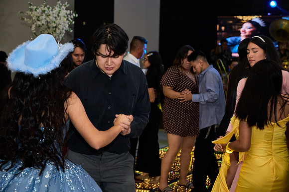 _HA_1423--CAMILA--