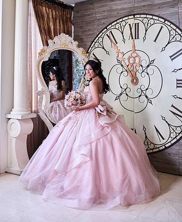 #13159 LILIANA URBINA XV _W8A4072