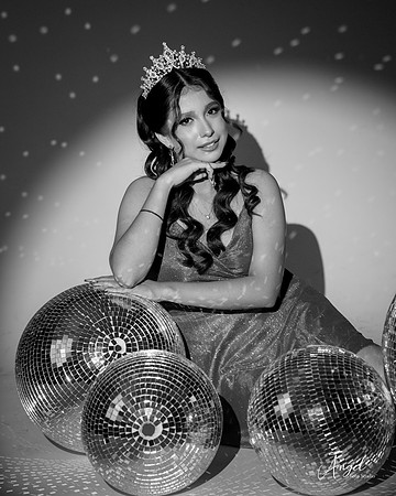 8X10 #27794 DANIELA CAVAZOS (XV FORMAL)-2069