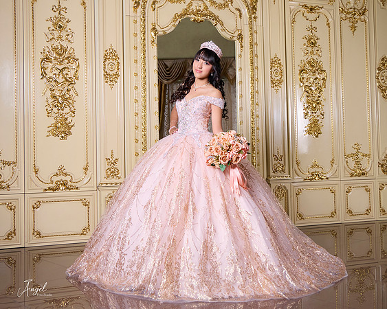 8X10 #27259 REYNA HERNANDEZ_AVL2522