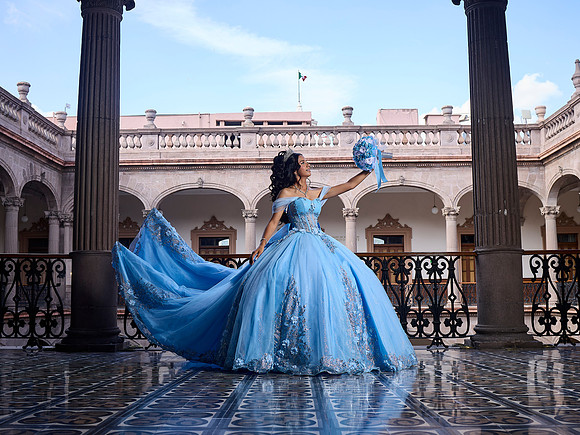 #27311 CRISTINA ZUÑIGA (XV FORMAL PALACIO)_BAM1007