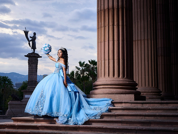 #27311 CRISTINA ZUÑIGA (XV FORMAL PALACIO)_BAM1105