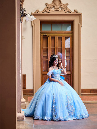 #27311 CRISTINA ZUÑIGA (XV FORMAL PALACIO)_BAM0961