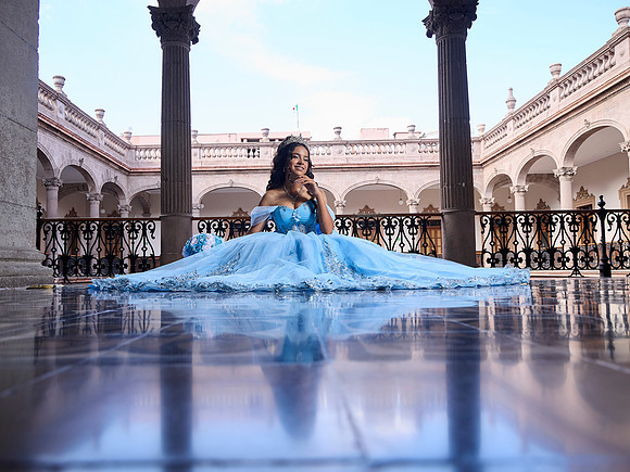 #27311 CRISTINA ZUÑIGA (XV FORMAL PALACIO)_BAM1025