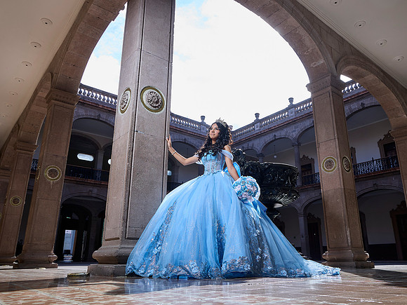 #27311 CRISTINA ZUÑIGA (XV FORMAL PALACIO)_BAM0913