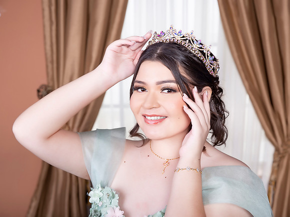 5546 #6004 ILIANA LOPEZ (XV)