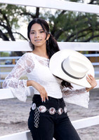 6x8.5 #27311 CRISTINA ZUÑIGA_BAM0420