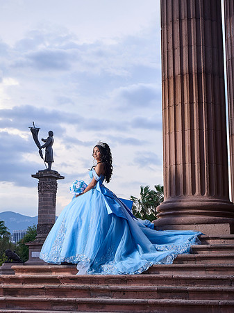 #27311 CRISTINA ZUÑIGA (XV FORMAL PALACIO)_BAM1102