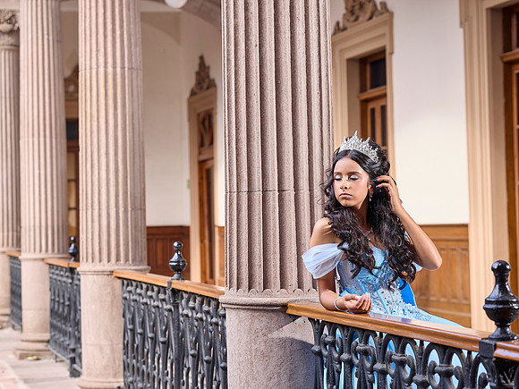 #27311 CRISTINA ZUÑIGA (XV FORMAL PALACIO)_BAM1056
