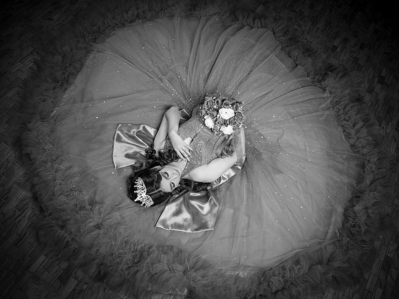 #27794 DANIELA CAVAZOS (XV FORMAL)-1938