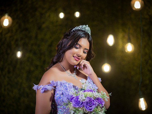 VALERIA OVALLE #25392-8388