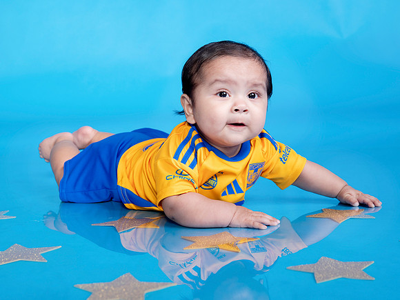 9258 --#6090 OSWALDO GZZ. CELESTINO (BB5MESES)