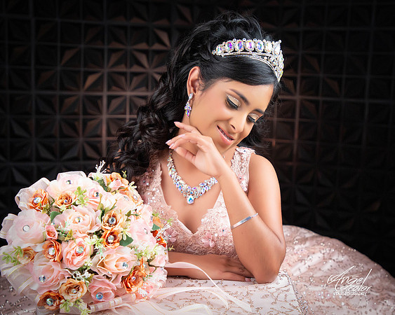 #26131 ANGELICA MARIA GUTIERREZ XV FORMAL 8X10 _RS_2520 copia