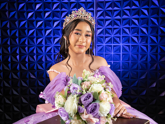 #25722 ENEDINA FLORES (XV) -8223