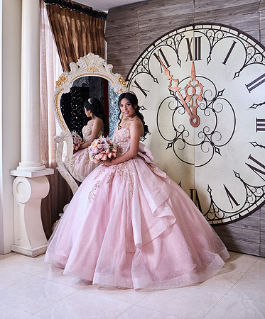 #13159 LILIANA URBINA XV _W8A4068