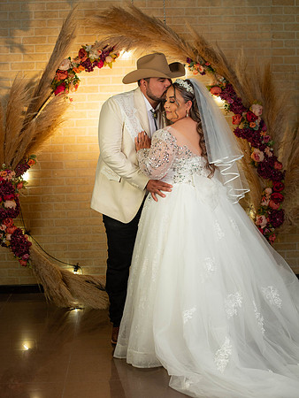 #25902 WENDY SALINAS _K1A7702