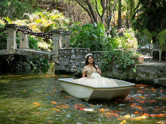 #25729 CRISTINA ELIZABETH-4303