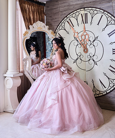 #13159 LILIANA URBINA XV _W8A4071
