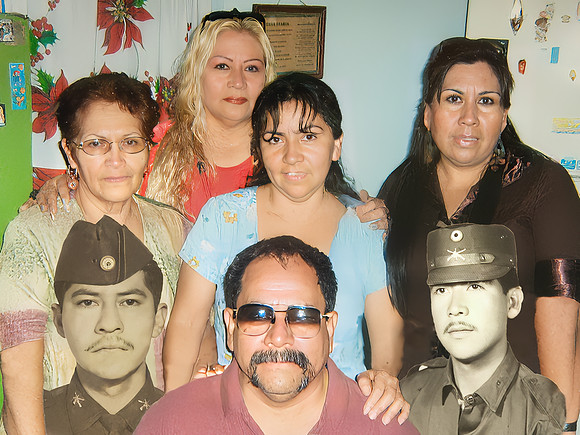 HECTOR GARCIA (HERMANOS) COLOR