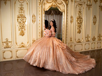 ALICIA TORRES #25737-7921