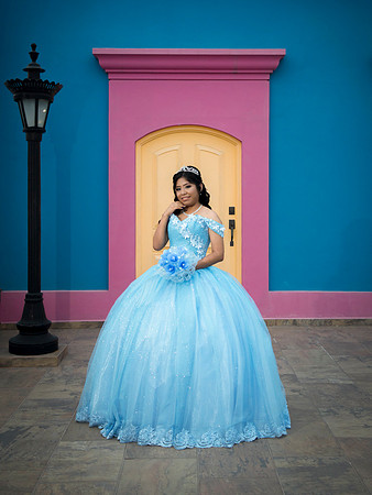 #25971 REYNA HDZ (XV) -8217