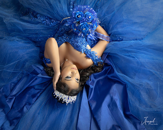 8x10 #26322 ANDREA MARES-2781