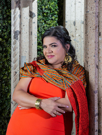 #25834 GUILLERMINA ALVAREZ-8715
