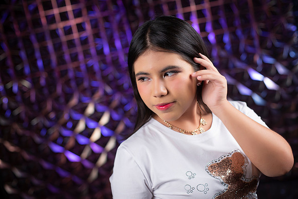 LILIAN VALLE BRIONES #2764-9405