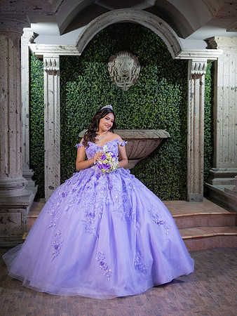 VALERIA OVALLE #25392-8394