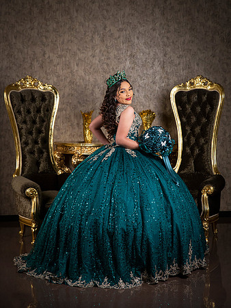 VERONICA FLORES #25812-1080