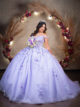 VALERIA OVALLE #25392-8357