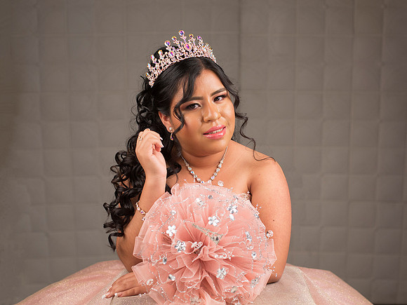 ELIZABETH HERNANDEZ #24607-1484
