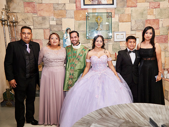 _MG_2046#2769-ELSA MARGARITA VELOZ(XV)(15-11-2024)MIG