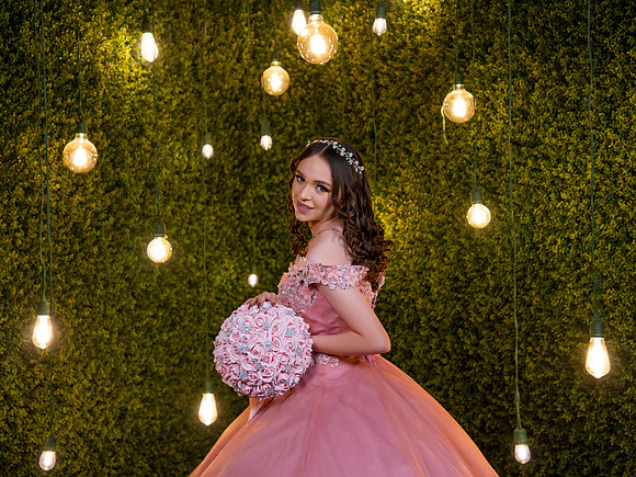 211222_PAULA PECINA #23478_I1A5918-13
