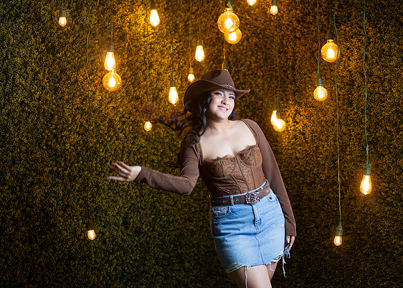 #2811 KARINA RDZ-7151